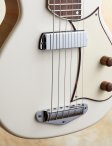 Yanuziello-lapsteel-white-03